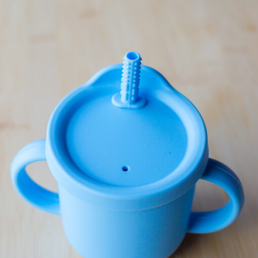 Copo de Silicone com Canudo Infantil Azul